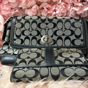 Coach BUNDLE 💖Wallet and checkbook holder and PURSE